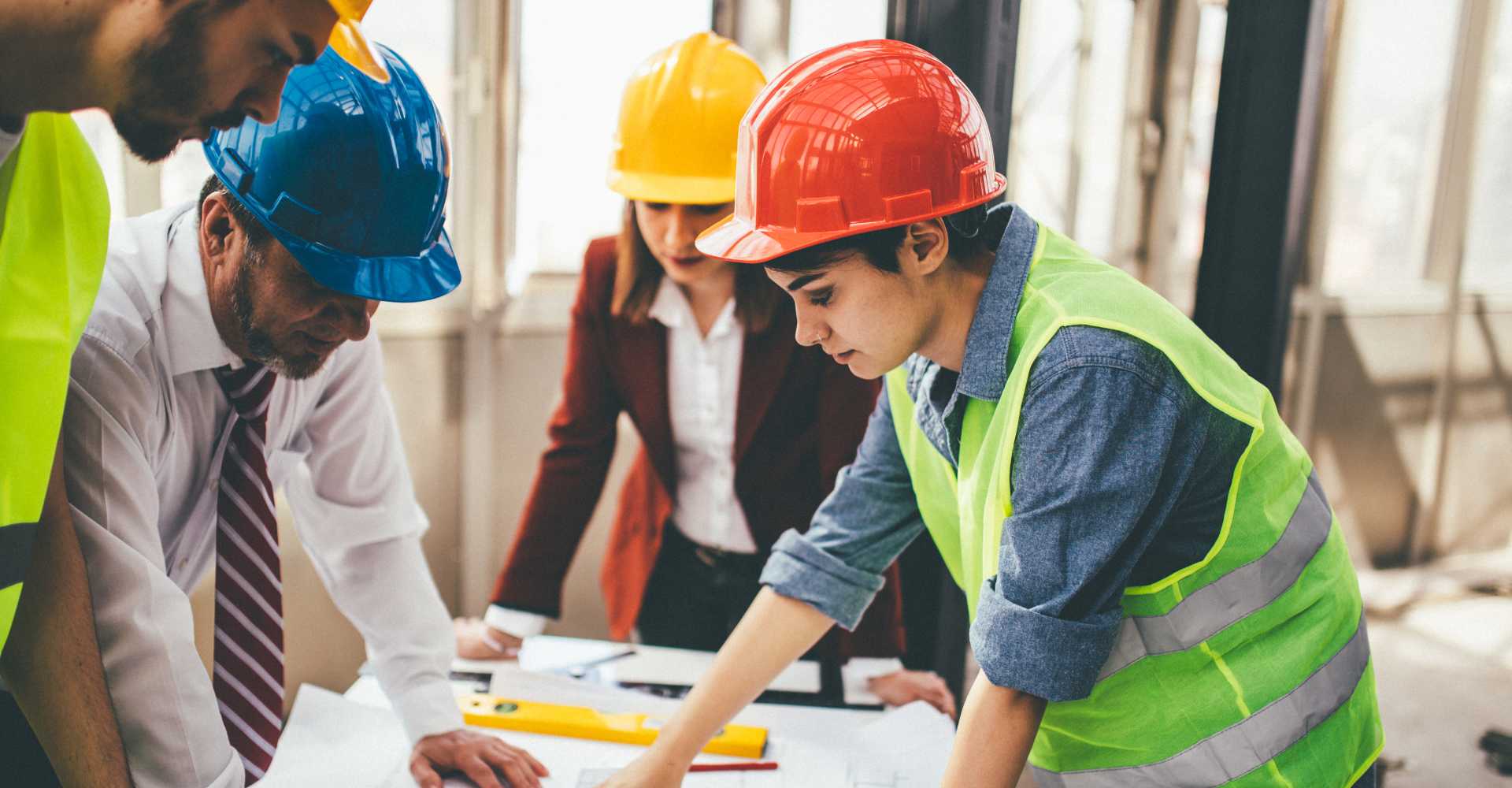 PHÁT TRIỂN SỰ NGHIỆP